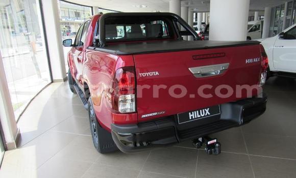 Buy Used Toyota Hilux Red Car in Gilé in Zambezia Buy Used Toyota Hilux Red Car in Gilé in Zambezia