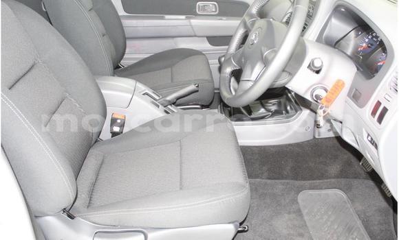 Nunua Ilio tumika Nissan NP 300 Nyeupe Gari ndani ya Gilé nchini Zambezia Nunua Ilio tumika Nissan NP 300 Nyeupe Gari ndani ya Gilé nchini Zambezia