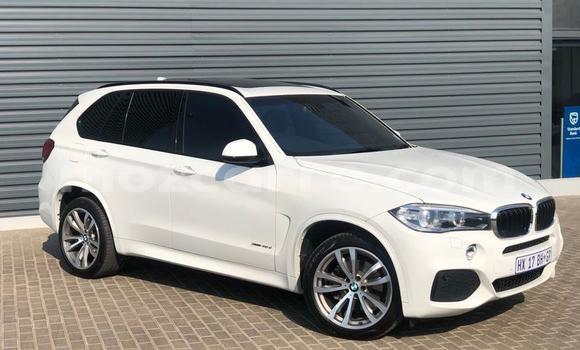 Nunua Ilio tumika BMW X5 Nyeupe Gari ndani ya Nampula nchini Nampula Nunua Ilio tumika BMW X5 Nyeupe Gari ndani ya Nampula nchini Nampula
