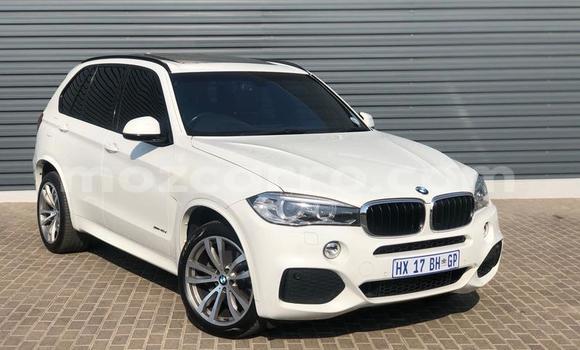 Nunua Ilio tumika BMW X5 Nyeupe Gari ndani ya Nampula nchini Nampula Nunua Ilio tumika BMW X5 Nyeupe Gari ndani ya Nampula nchini Nampula