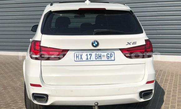 Nunua Ilio tumika BMW X5 Nyeupe Gari ndani ya Nampula nchini Nampula Nunua Ilio tumika BMW X5 Nyeupe Gari ndani ya Nampula nchini Nampula