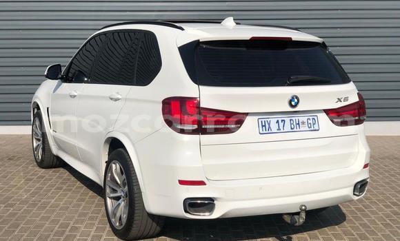 Nunua Ilio tumika BMW X5 Nyeupe Gari ndani ya Nampula nchini Nampula Nunua Ilio tumika BMW X5 Nyeupe Gari ndani ya Nampula nchini Nampula