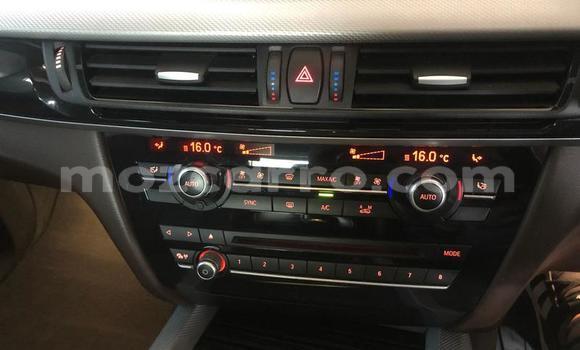 Nunua Ilio tumika BMW X5 Nyeupe Gari ndani ya Nampula nchini Nampula Nunua Ilio tumika BMW X5 Nyeupe Gari ndani ya Nampula nchini Nampula