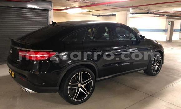 Nunua Ilio tumika Mercedes‒Benz AMG GLE Coupe Nyeusi Gari ndani ya Maputo nchini Maputo Nunua Ilio tumika Mercedes‒Benz AMG GLE Coupe Nyeusi Gari ndani ya Maputo nchini Maputo