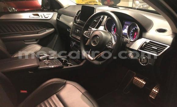 Nunua Ilio tumika Mercedes‒Benz AMG GLE Coupe Nyeusi Gari ndani ya Maputo nchini Maputo Nunua Ilio tumika Mercedes‒Benz AMG GLE Coupe Nyeusi Gari ndani ya Maputo nchini Maputo