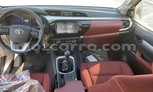 Comprar Importar Toyota Hilux De outros Carro em Import - Dubai em Cabo Delgado Comprar Importar Toyota Hilux De outros Carro em Import - Dubai em Cabo Delgado