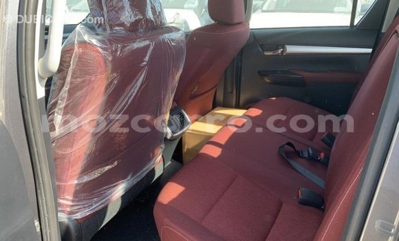 Comprar Importar Toyota Hilux De outros Carro em Import - Dubai em Cabo Delgado Comprar Importar Toyota Hilux De outros Carro em Import - Dubai em Cabo Delgado