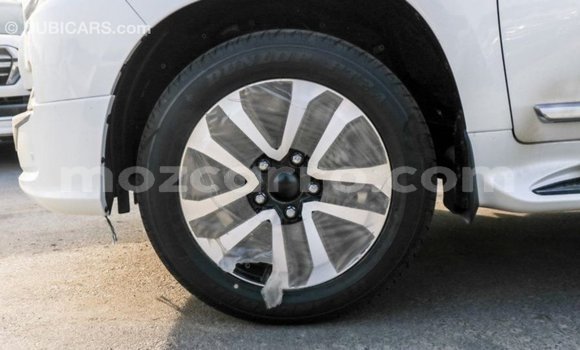 Tenga Imported Toyota Land Cruiser Chena Mota in Import - Dubai in Cabo Delgado Tenga Imported Toyota Land Cruiser Chena Mota in Import - Dubai in Cabo Delgado