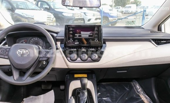 Buy Import Toyota Corolla White Car in Import - Dubai in Cabo Delgado Buy Import Toyota Corolla White Car in Import - Dubai in Cabo Delgado