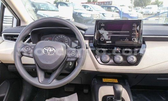 Buy Import Toyota Corolla White Car in Import - Dubai in Cabo Delgado Buy Import Toyota Corolla White Car in Import - Dubai in Cabo Delgado