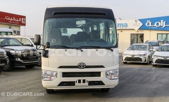 Comprar Importar Toyota Coaster Branco Carro em Import - Dubai em Cabo Delgado Comprar Importar Toyota Coaster Branco Carro em Import - Dubai em Cabo Delgado