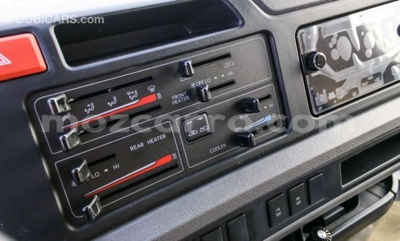 Comprar Importar Toyota Coaster Branco Carro em Import - Dubai em Cabo Delgado Comprar Importar Toyota Coaster Branco Carro em Import - Dubai em Cabo Delgado