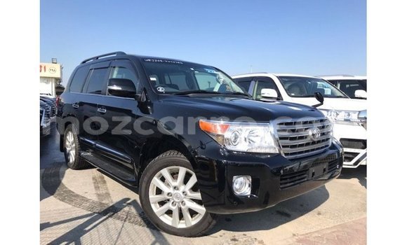 Nunua Imported Toyota Land Cruiser Nyeusi Gari ndani ya Import - Dubai nchini Cabo Delgado Nunua Imported Toyota Land Cruiser Nyeusi Gari ndani ya Import - Dubai nchini Cabo Delgado
