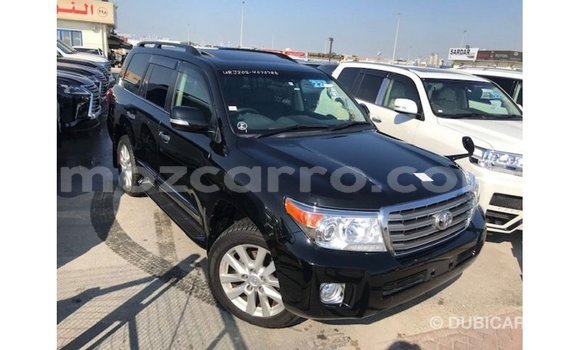 Nunua Imported Toyota Land Cruiser Nyeusi Gari ndani ya Import - Dubai nchini Cabo Delgado Nunua Imported Toyota Land Cruiser Nyeusi Gari ndani ya Import - Dubai nchini Cabo Delgado