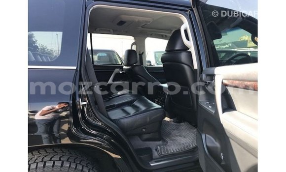 Nunua Imported Toyota Land Cruiser Nyeusi Gari ndani ya Import - Dubai nchini Cabo Delgado Nunua Imported Toyota Land Cruiser Nyeusi Gari ndani ya Import - Dubai nchini Cabo Delgado