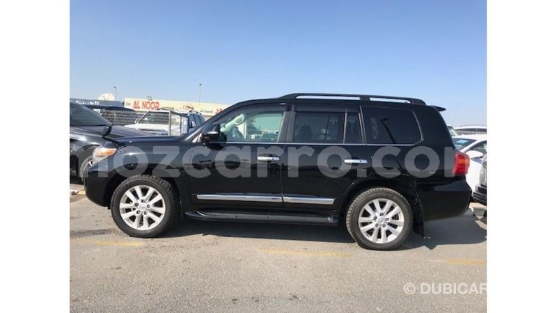 Big with watermark toyota land cruiser cabo delgado import dubai 6798