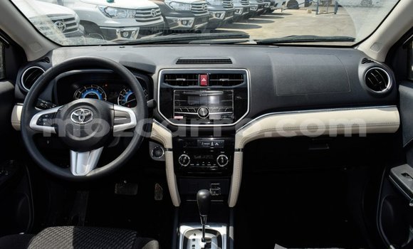 Comprar Importar Toyota Rush Branco Carro em Import - Dubai em Cabo Delgado Comprar Importar Toyota Rush Branco Carro em Import - Dubai em Cabo Delgado