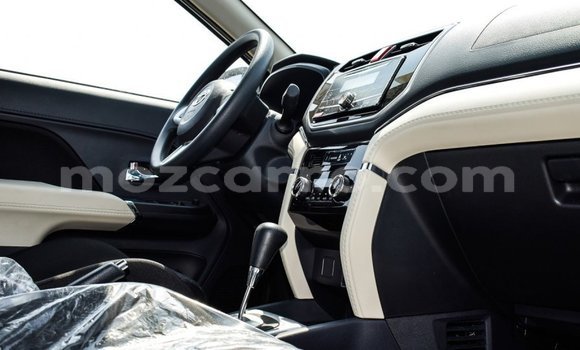 Comprar Importar Toyota Rush Branco Carro em Import - Dubai em Cabo Delgado Comprar Importar Toyota Rush Branco Carro em Import - Dubai em Cabo Delgado