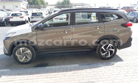 Comprar Importar Toyota Rush Branco Carro em Import - Dubai em Cabo Delgado Comprar Importar Toyota Rush Branco Carro em Import - Dubai em Cabo Delgado