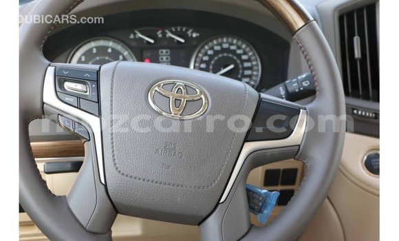 Comprar Importar Toyota Land Cruiser Preto Carro em Import - Dubai em Cabo Delgado Comprar Importar Toyota Land Cruiser Preto Carro em Import - Dubai em Cabo Delgado