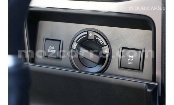 Comprar Importar Toyota Prado Branco Carro em Import - Dubai em Cabo Delgado Comprar Importar Toyota Prado Branco Carro em Import - Dubai em Cabo Delgado