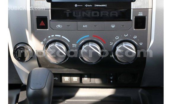 Comprar Importar Toyota Tundra Branco Carro em Import - Dubai em Cabo Delgado Comprar Importar Toyota Tundra Branco Carro em Import - Dubai em Cabo Delgado