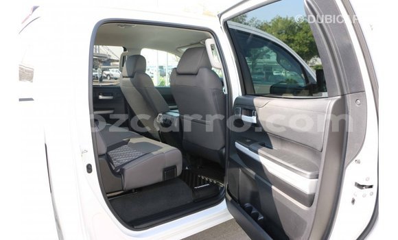 Comprar Importar Toyota Tundra Branco Carro em Import - Dubai em Cabo Delgado Comprar Importar Toyota Tundra Branco Carro em Import - Dubai em Cabo Delgado