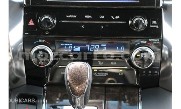 Comprar Importar Toyota Alphard Branco Carro em Import - Dubai em Cabo Delgado Comprar Importar Toyota Alphard Branco Carro em Import - Dubai em Cabo Delgado
