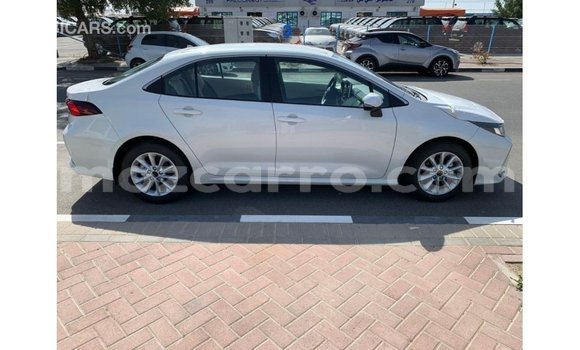 Comprar Importar Toyota Corolla Branco Carro em Import - Dubai em Cabo Delgado Comprar Importar Toyota Corolla Branco Carro em Import - Dubai em Cabo Delgado