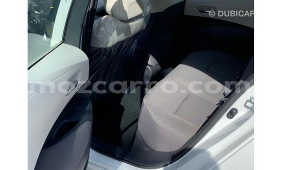 Comprar Importar Toyota Corolla Branco Carro em Import - Dubai em Cabo Delgado Comprar Importar Toyota Corolla Branco Carro em Import - Dubai em Cabo Delgado