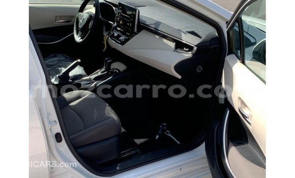 Comprar Importar Toyota Corolla Branco Carro em Import - Dubai em Cabo Delgado Comprar Importar Toyota Corolla Branco Carro em Import - Dubai em Cabo Delgado