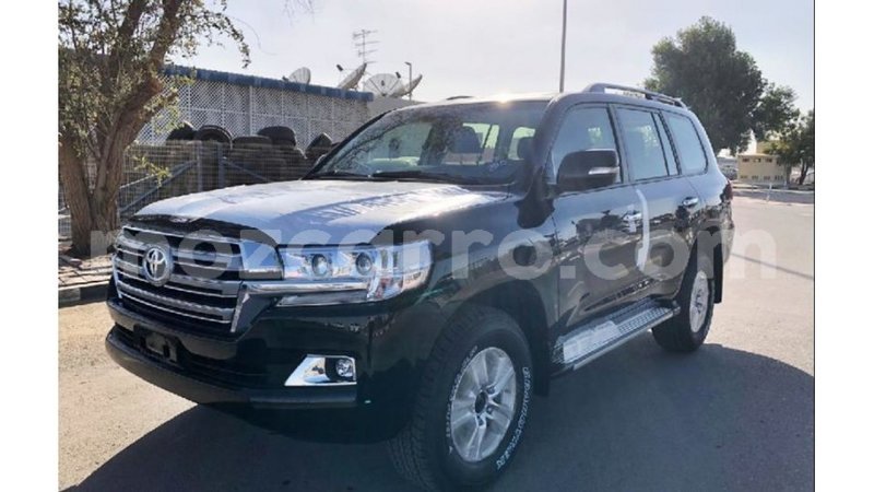 Big with watermark toyota land cruiser cabo delgado import dubai 6825