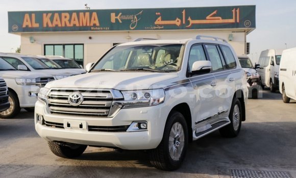 Buy Import Toyota Land Cruiser White Car in Import - Dubai in Cabo Delgado Buy Import Toyota Land Cruiser White Car in Import - Dubai in Cabo Delgado