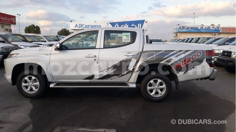 Big with watermark mitsubishi l200 cabo delgado import dubai 6829