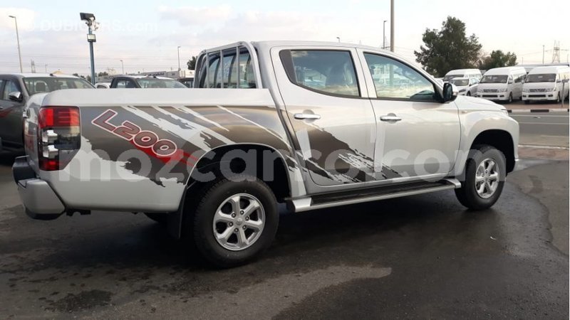 Big with watermark mitsubishi l200 cabo delgado import dubai 6829