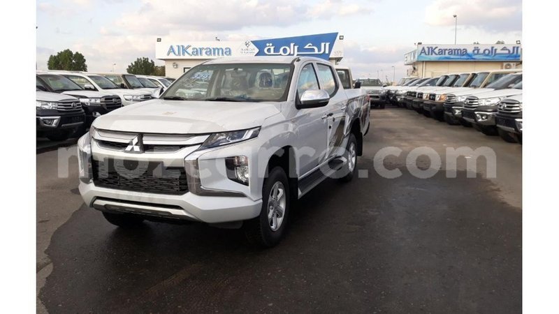 Big with watermark mitsubishi l200 cabo delgado import dubai 6830