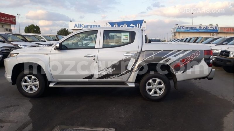 Big with watermark mitsubishi l200 cabo delgado import dubai 6830