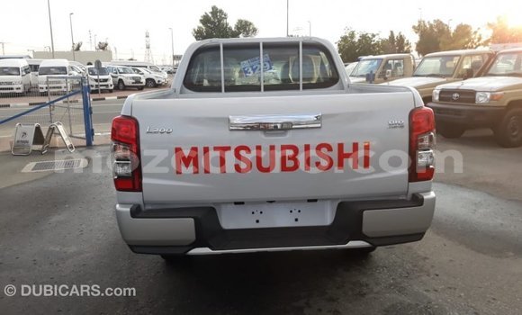 Buy Import Mitsubishi L200 White Car in Import - Dubai in Cabo Delgado Buy Import Mitsubishi L200 White Car in Import - Dubai in Cabo Delgado
