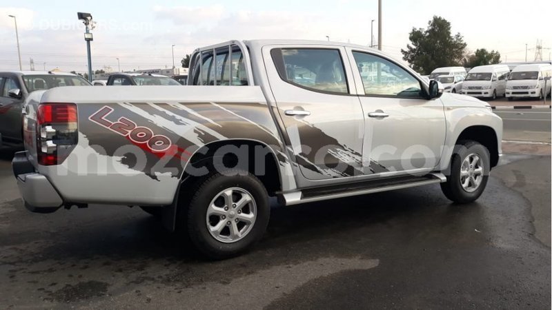 Big with watermark mitsubishi l200 cabo delgado import dubai 6831