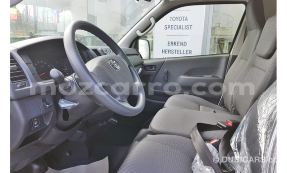 Buy Import Toyota Hiace White Car in Import - Dubai in Cabo Delgado Buy Import Toyota Hiace White Car in Import - Dubai in Cabo Delgado