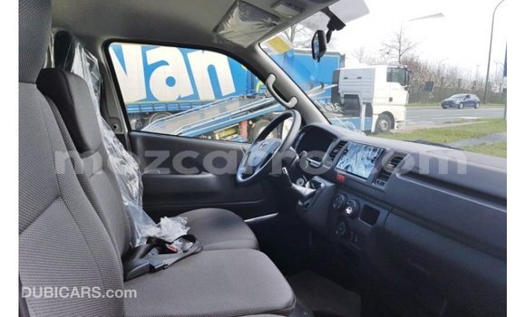 Buy Import Toyota Hiace White Car in Import - Dubai in Cabo Delgado Buy Import Toyota Hiace White Car in Import - Dubai in Cabo Delgado