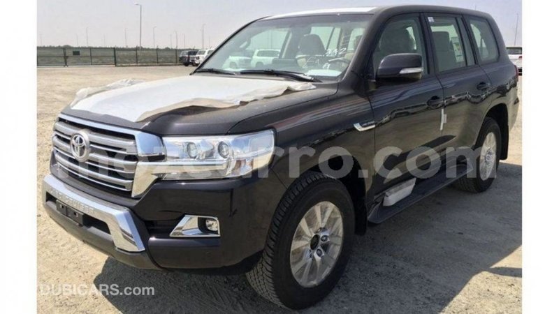 Big with watermark toyota land cruiser cabo delgado import dubai 6844