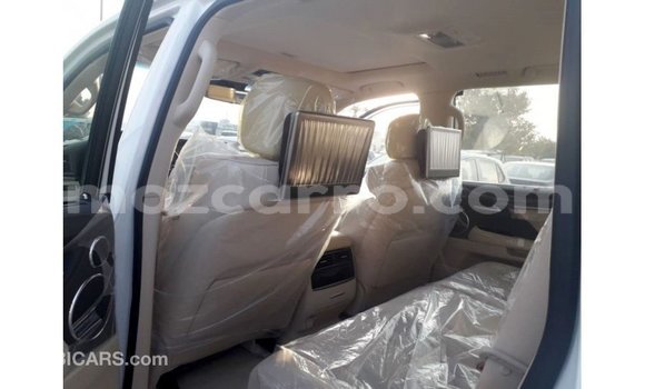 Comprar Importar Lexus LX Branco Carro em Import - Dubai em Cabo Delgado Comprar Importar Lexus LX Branco Carro em Import - Dubai em Cabo Delgado