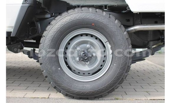 Buy Import Toyota Land Cruiser White Car in Import - Dubai in Cabo Delgado Buy Import Toyota Land Cruiser White Car in Import - Dubai in Cabo Delgado