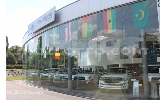 Buy Import Toyota Land Cruiser White Car in Import - Dubai in Cabo Delgado Buy Import Toyota Land Cruiser White Car in Import - Dubai in Cabo Delgado