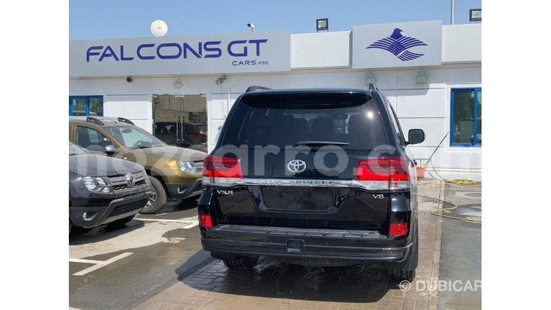 Big with watermark toyota land cruiser cabo delgado import dubai 6853