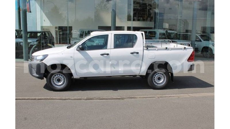 Big with watermark toyota hilux cabo delgado import dubai 6855