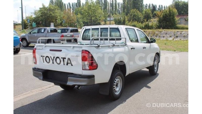 Big with watermark toyota hilux cabo delgado import dubai 6855