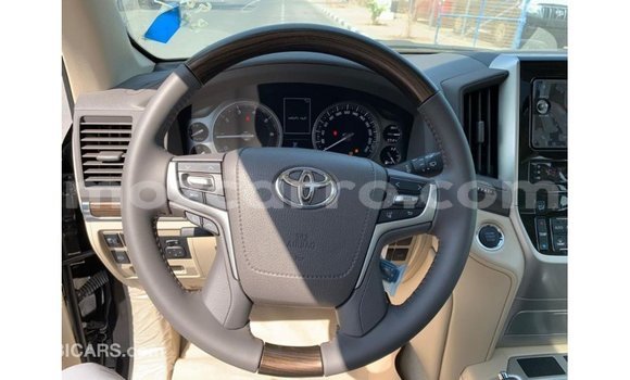 Comprar Importar Toyota Land Cruiser Preto Carro em Import - Dubai em Cabo Delgado Comprar Importar Toyota Land Cruiser Preto Carro em Import - Dubai em Cabo Delgado