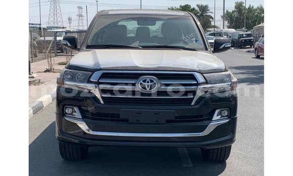 Comprar Importar Toyota Land Cruiser Preto Carro em Import - Dubai em Cabo Delgado Comprar Importar Toyota Land Cruiser Preto Carro em Import - Dubai em Cabo Delgado